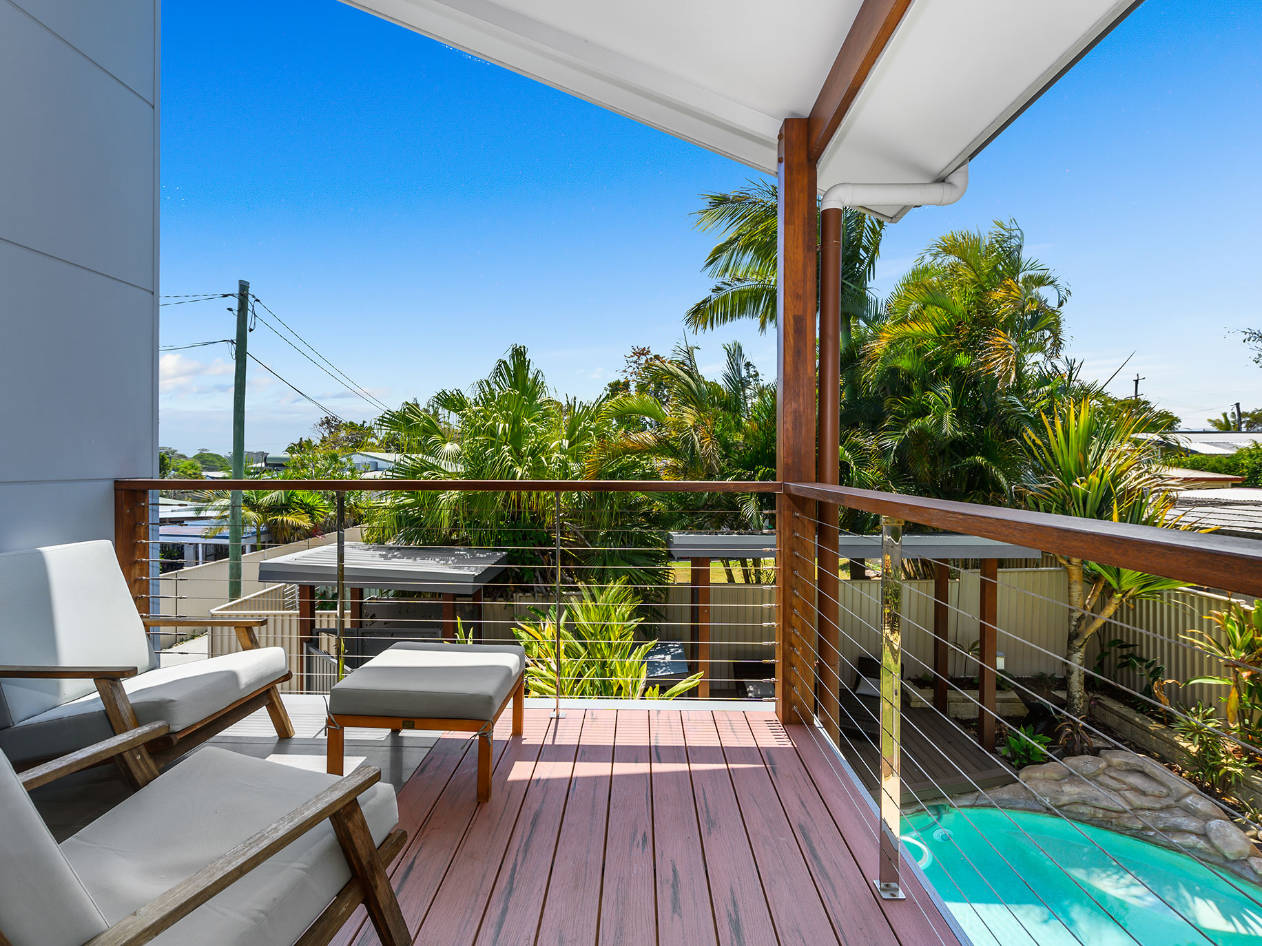 The veranda deck offers stunning Southern mountain views of the Springbrook escarpment and Mount Warning