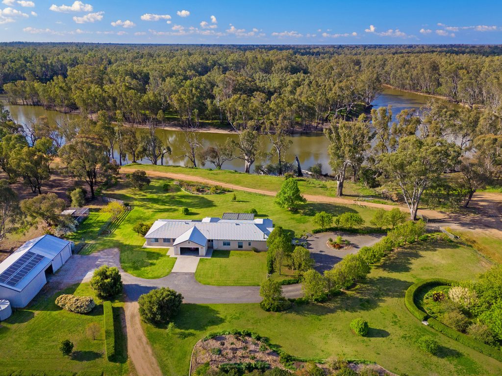 Millionaires’ Riverfront Retreat: Burrawonga Hits the Market Burrawonga - Murray River Lifestyle Property
